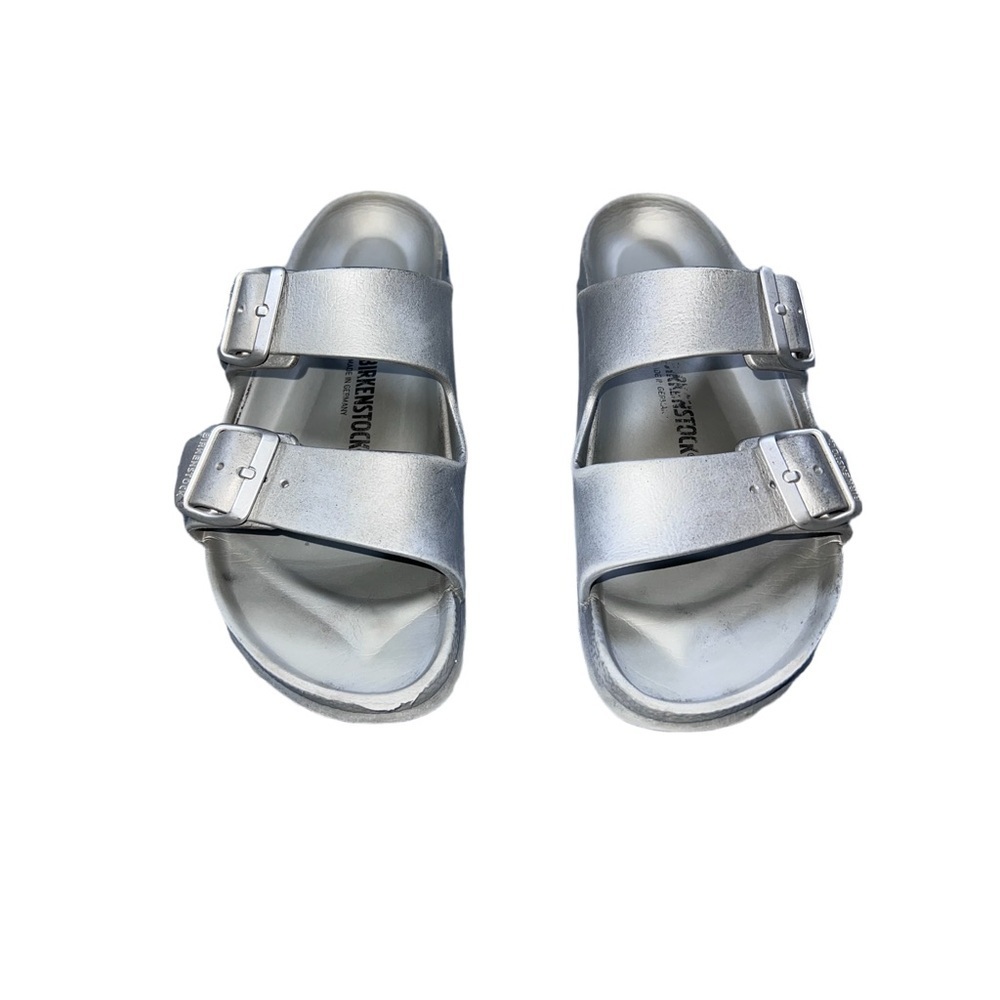 Birkenstock Arizona Sandals – Silver Metallic – Women’s 7 / EU 38